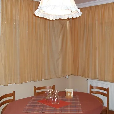 Hutasori Guest house *